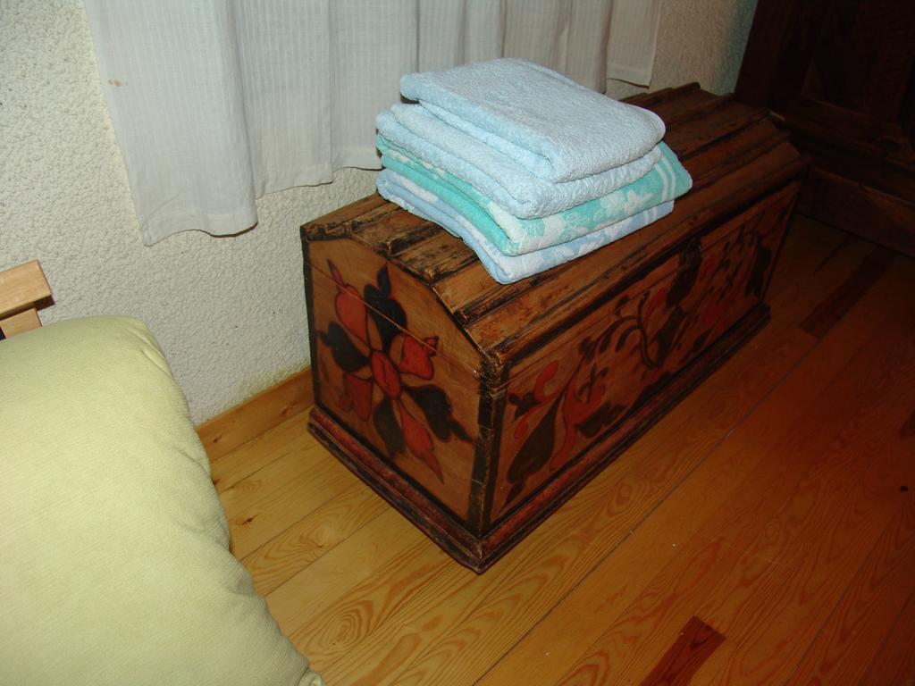 Casas De Zapatierno Guest House Espierba ห้อง รูปภาพ